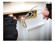 Completely prevents burglars from using the letterbox